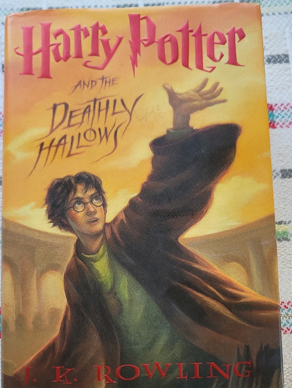 First Edition Harry Potter and the Deathly Hallows - J.K. Rowling